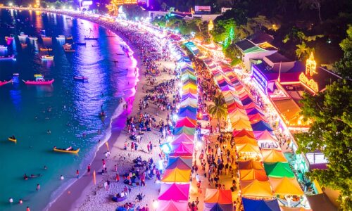 パタヤビーチ沿いの夜遊びスポット紹介|海風とネオンの街を歩こう! パタヤビーチ沿いの夜遊びスポット紹介|海風とネオンの街を歩こう!